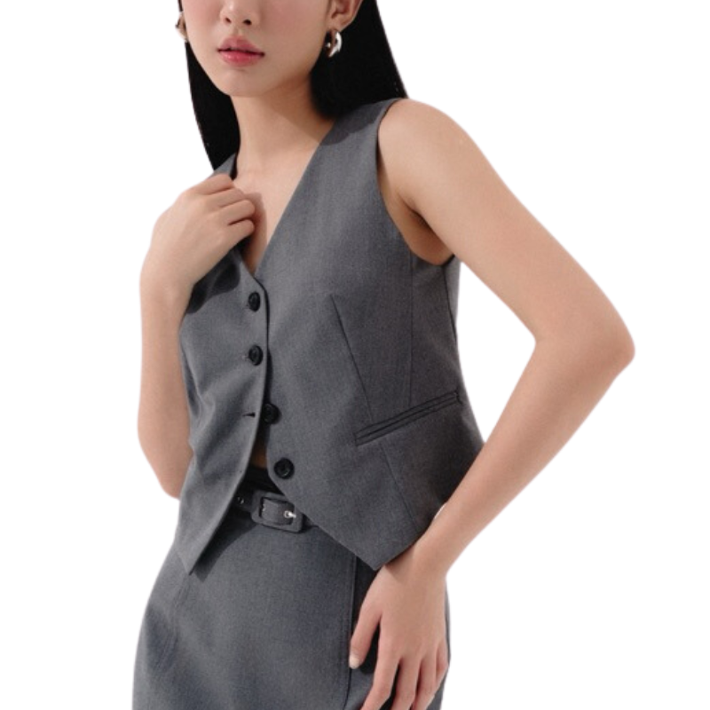 ELLE Linh (7).png