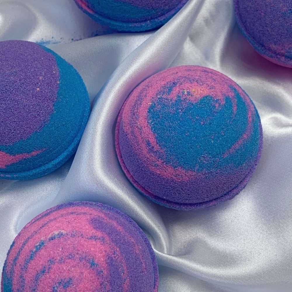 thu-gian-voi-my-mood-solar-system-bath-bomb.jpg